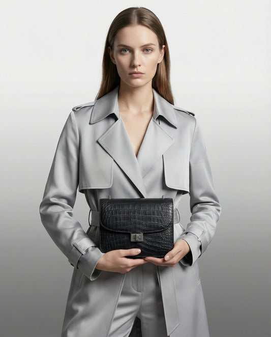 The Peak 18 Onyx Matte Crossbody bag